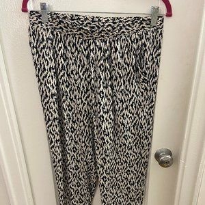 Tart Flowy Polyester Silk like pant- M